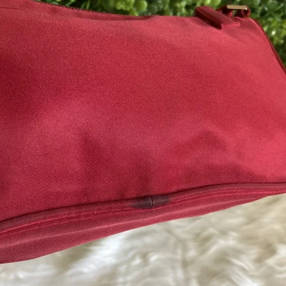 ❤️ Prada Vintage Nylon Bag ❤️ - Picture 9 of 16